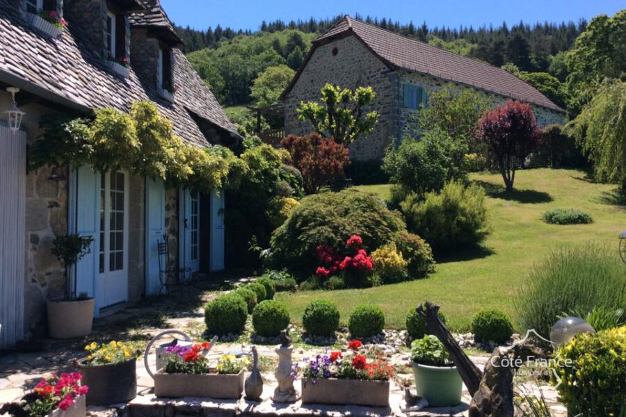 Maison à vendre à Junhac — Vue nature — photo 6