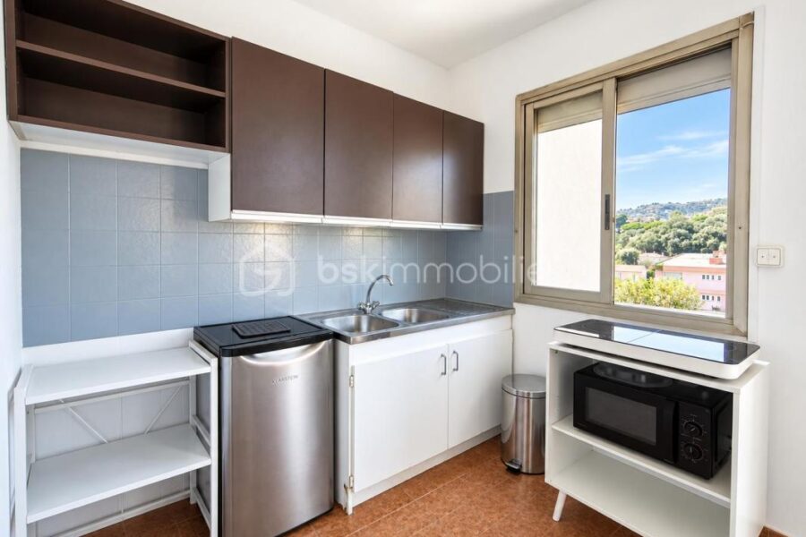 Appartement à vendre à Mandelieu la napoule — Vue sur la ville — photo 6