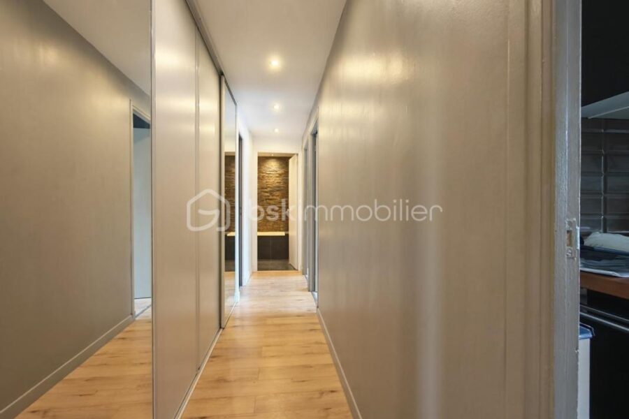 Appartement à vendre à Vallauris — Vue sur la ville — photo 5