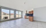 Appartement à vendre à Vénissieux — Vue sur la ville — photo 5