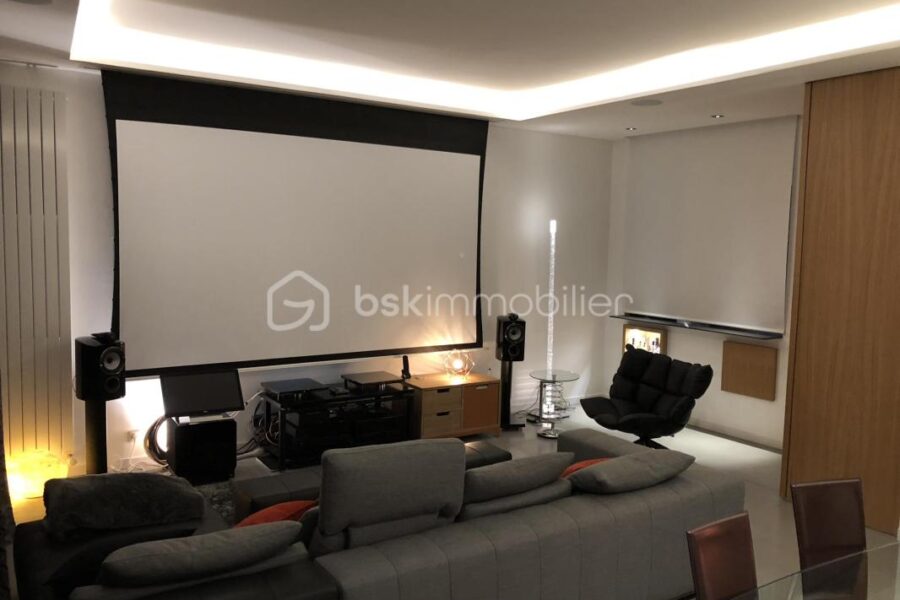 Maison à vendre à Meaux — Vue sur la ville — photo 6