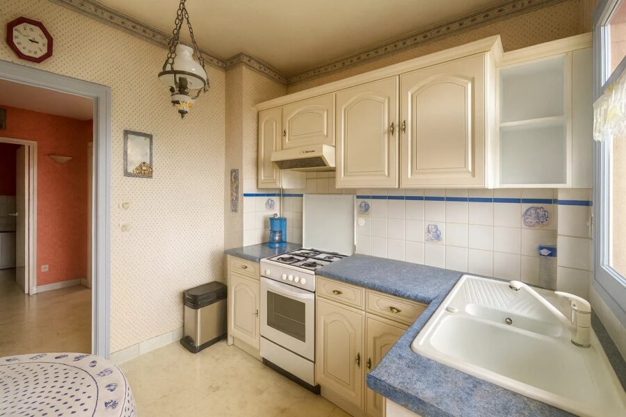 Appartement à vendre à Saint-Étienne — Vue sur la ville — photo 3