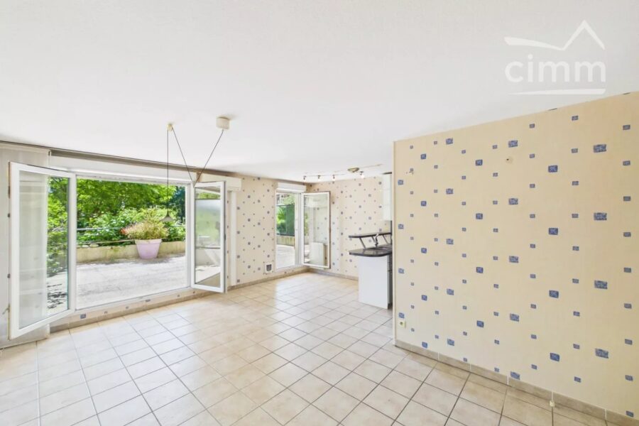 Appartement à vendre à Échirolles — Vue parc & jardin — photo 3