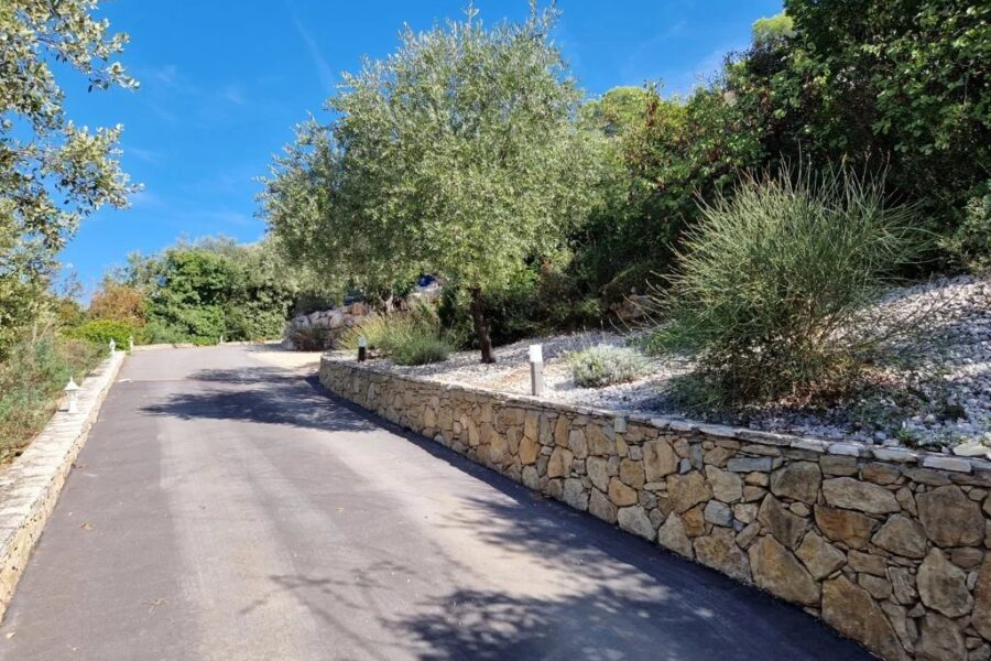 Maison à vendre à Lorgues — Vue montagne — photo 5