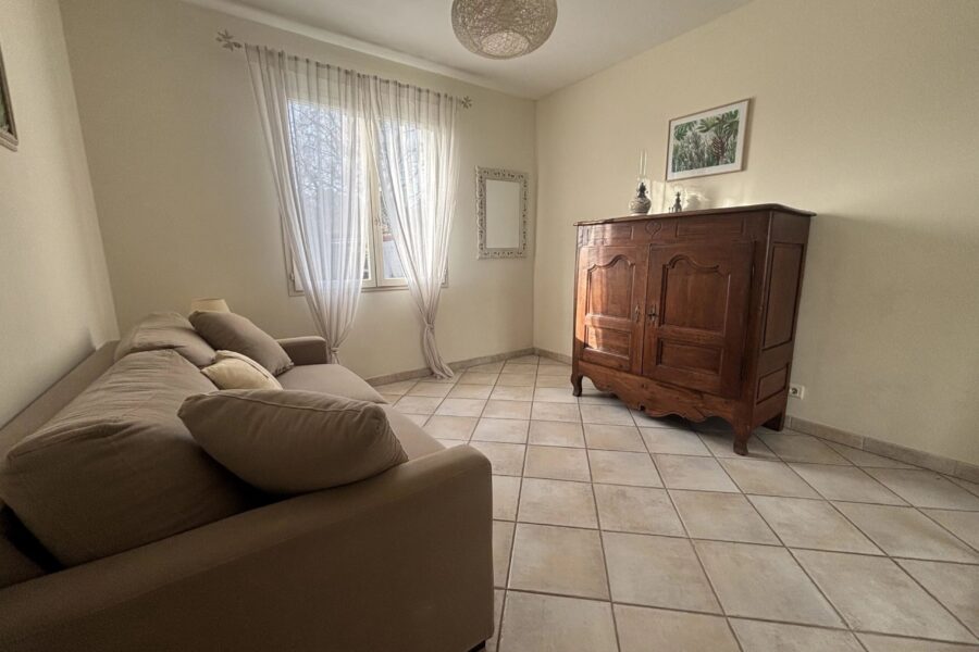 Maison à vendre à Tourrettes — Vue parc & jardin — photo 14