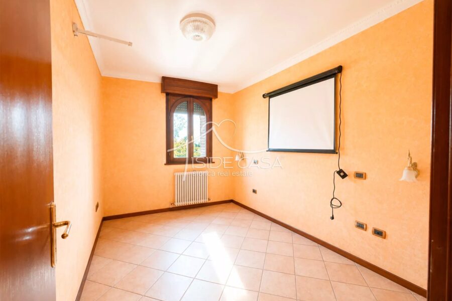 Maison à vendre à Bagnolo san vito — Vue nature — photo 35