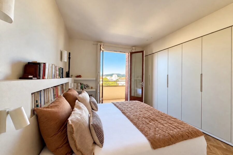 Appartement à vendre à Marseille 8ème — Vue montagne — photo 7