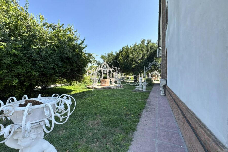 Maison à vendre à Bagnolo san vito — Vue nature — photo 53