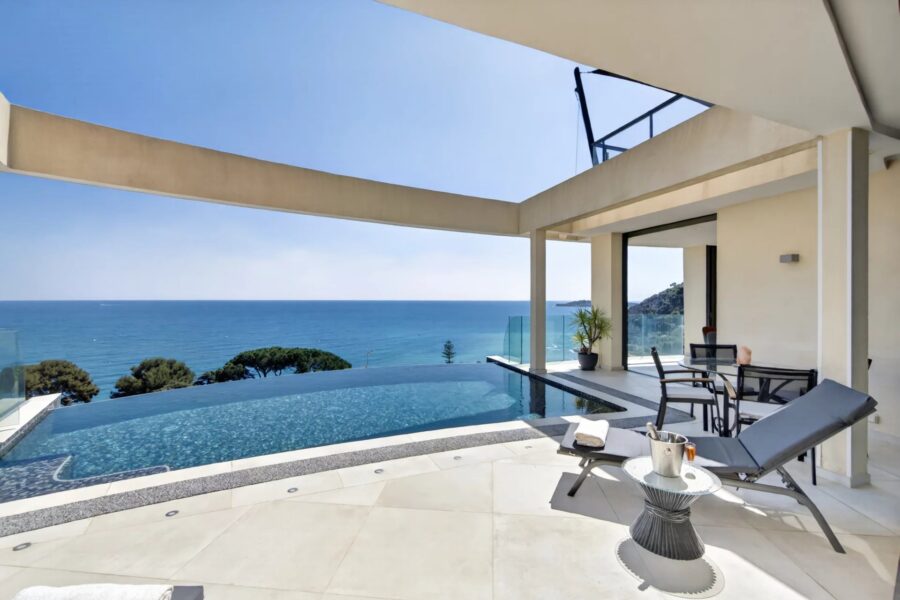 Maison à louer à Èze — Vue mer — photo 8