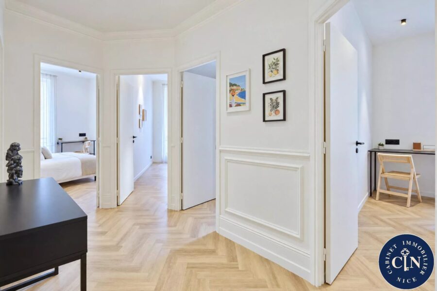 Appartement à vendre à Nice — Vue sur la ville — photo 8