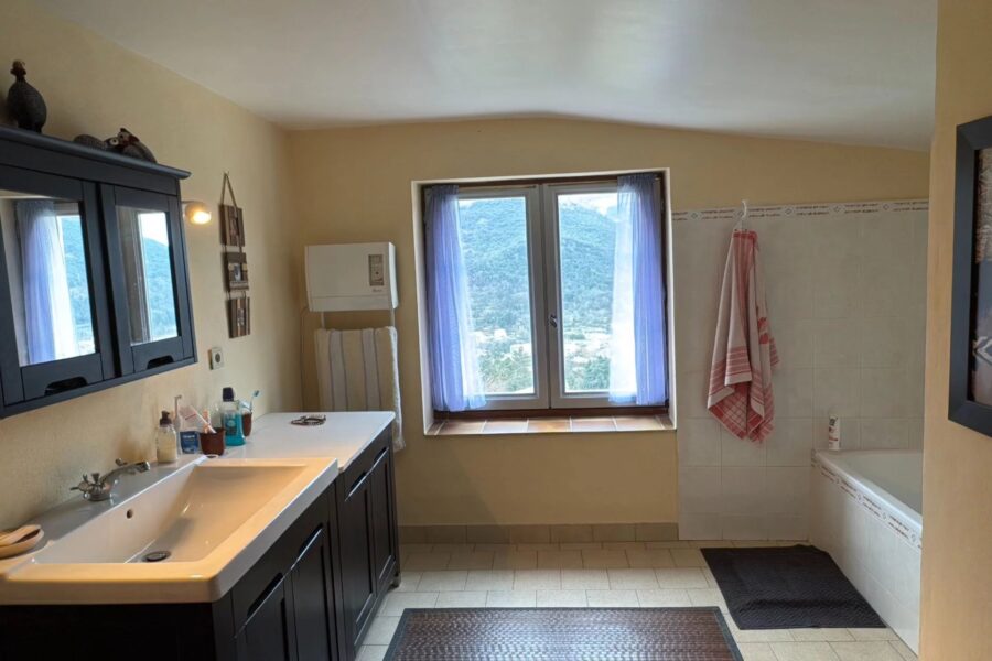 Maison à vendre à Sumène — Vue montagne — photo 33