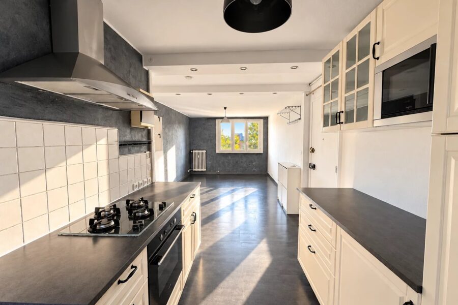 Appartement à vendre à Saint-Étienne — Vue nature — photo 5