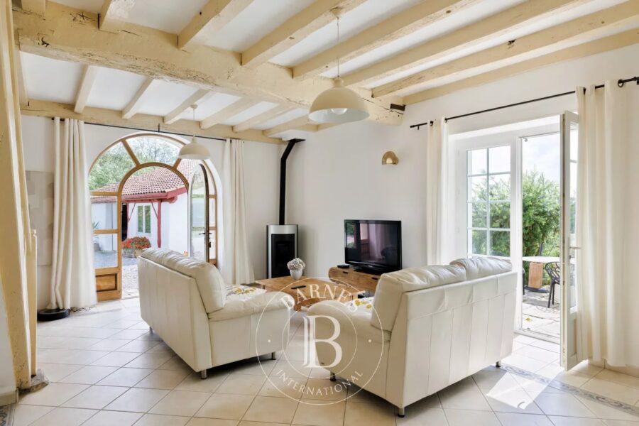 Maison à vendre à Urt — Vue montagne — photo 9