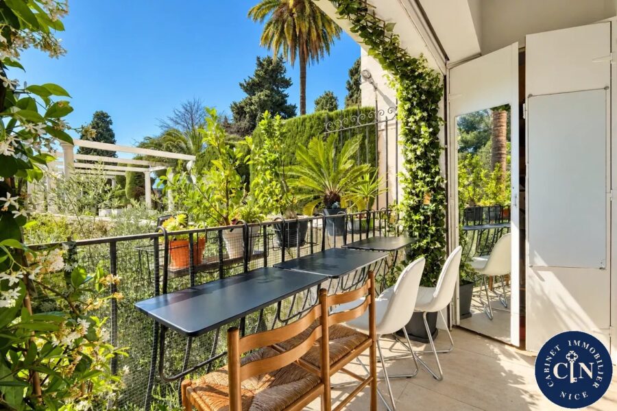 Appartement à vendre à Nice — Vue parc & jardin — photo 1