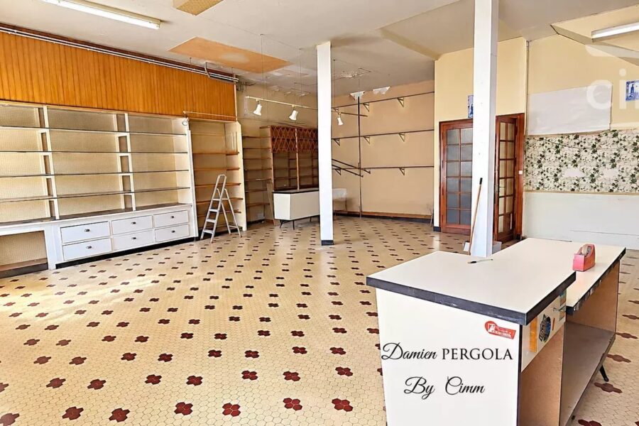 Maison à vendre à Montignac-lascaux — Vue fleuve — photo 19
