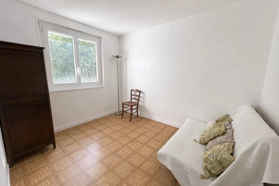 Appartement à vendre à Saint-Étienne — Vue nature — photo 9