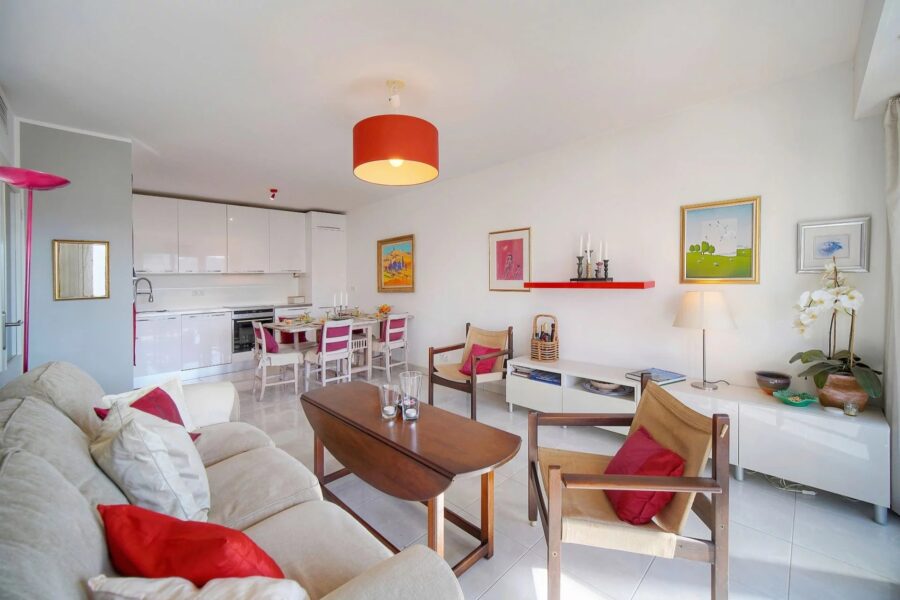 Appartement à vendre à Juan-les-pins — Vue mer — photo 8
