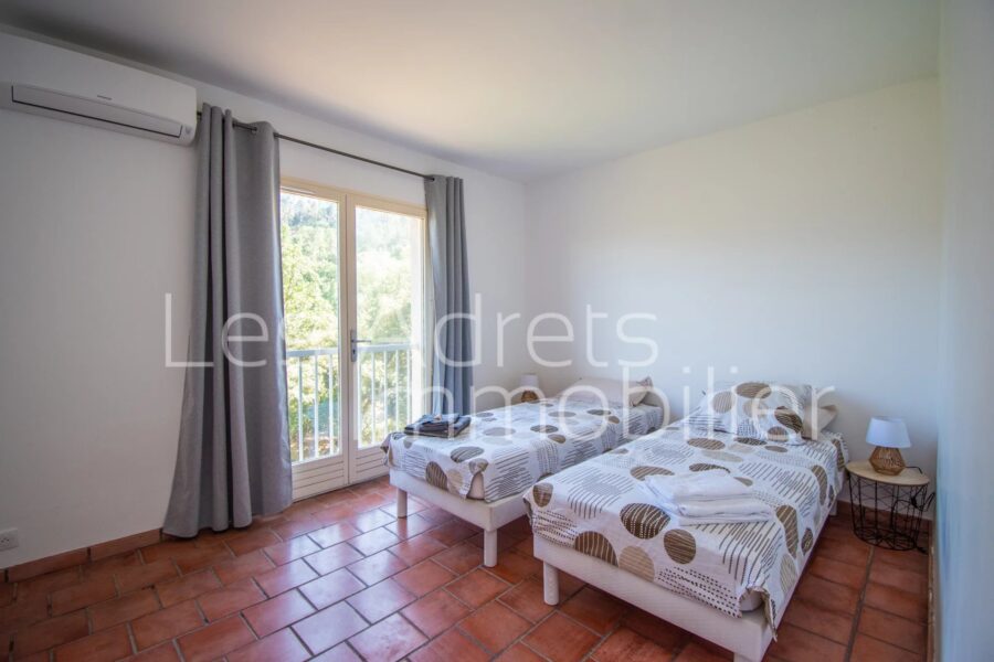 Maison à vendre à Les adrets-de-l&rsquo;estérel — Vue montagne — photo 14