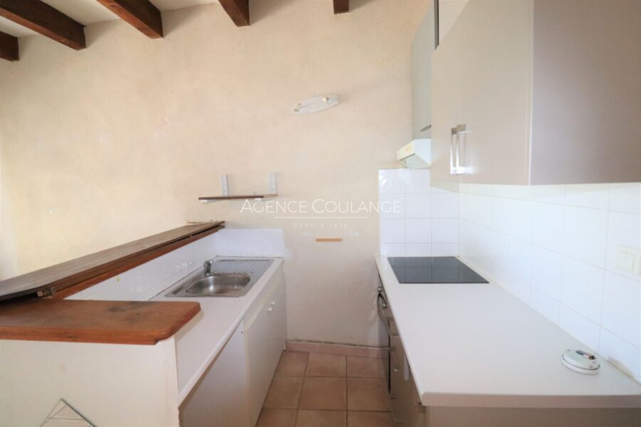 Appartement à louer à Ciotat(la) — Vue marina & port — photo 3