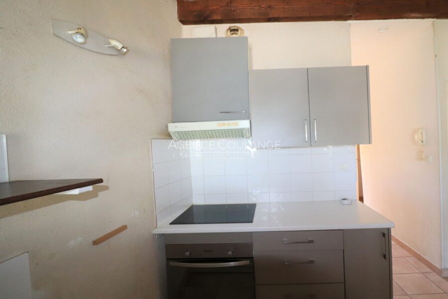 Appartement à louer à Ciotat(la) — Vue marina & port — photo 2