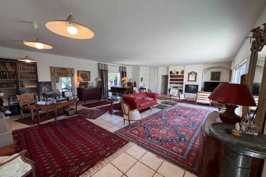Maison à vendre à Cotignac — Vue montagne — photo 6