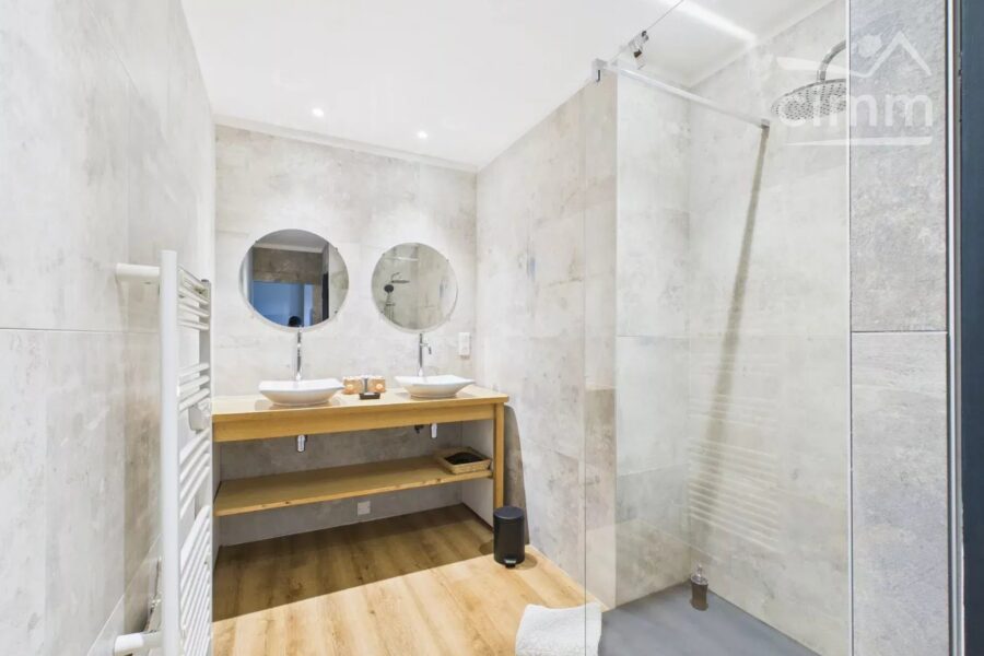 Maison à vendre à Chassiers — Vue montagne — photo 13