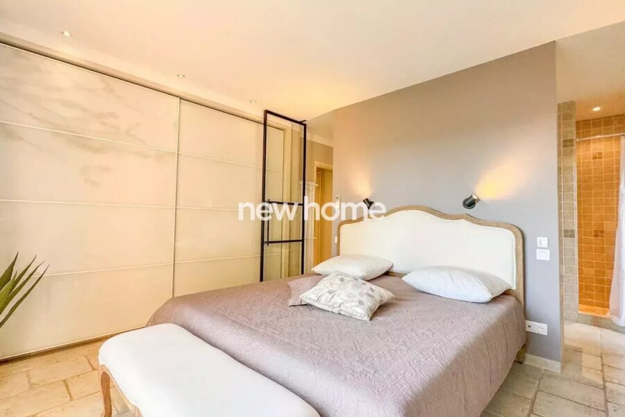 Maison à vendre à Lorgues — Vue montagne — photo 21