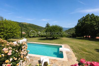 Maison à vendre à Saint pons de thomieres