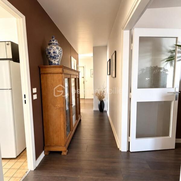 Appartement à vendre à Paris 15e arrondissement — Vue sur la ville — photo 6