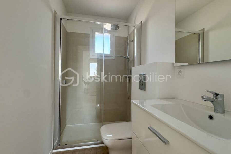 Appartement à vendre à Rognac — Vue mer — photo 6
