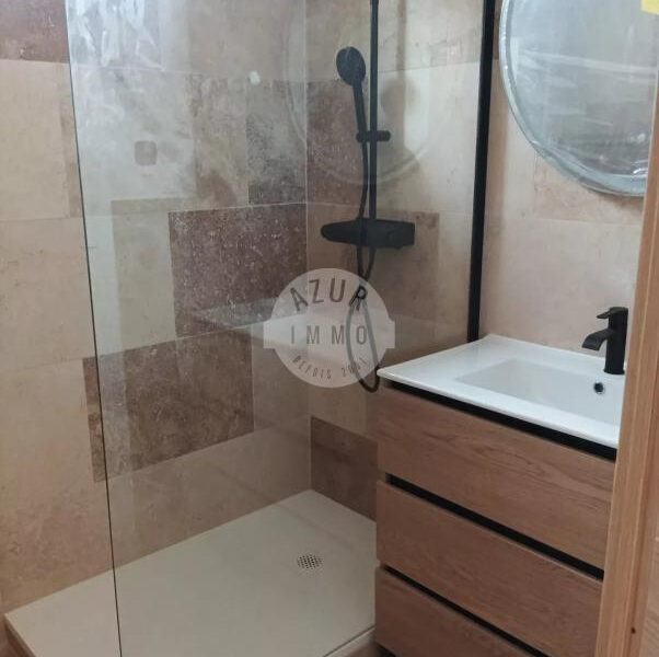 Appartement à louer à Saint zacharie — Vue dégagée — photo 7
