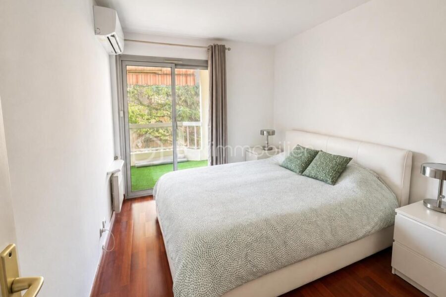 Appartement à louer à Cannes — Vue parc & jardin — photo 6