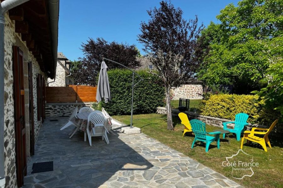 Maison à vendre à Arnac — Vue lac — photo 6