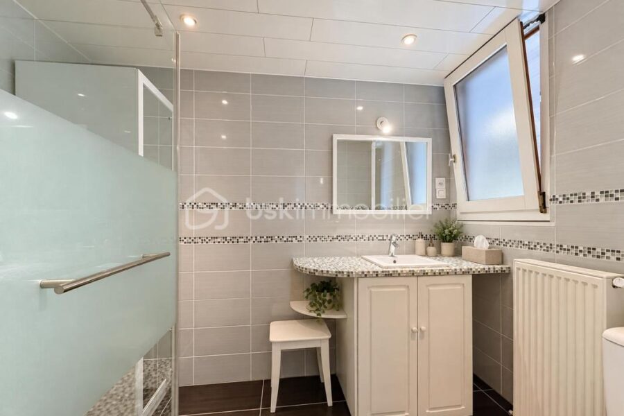 Maison à vendre à Claix — Vue montagne — photo 7