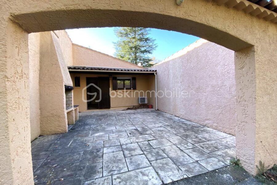 Maison à vendre à Saignon — Vue nature — photo 7