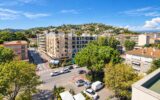 Appartement à vendre à Mandelieu la napoule — Vue sur la ville — photo 1