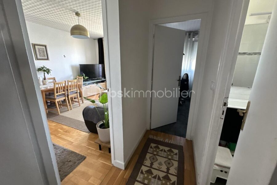 Appartement à vendre à Épinay-sur-Seine — Vue sur la ville — photo 6