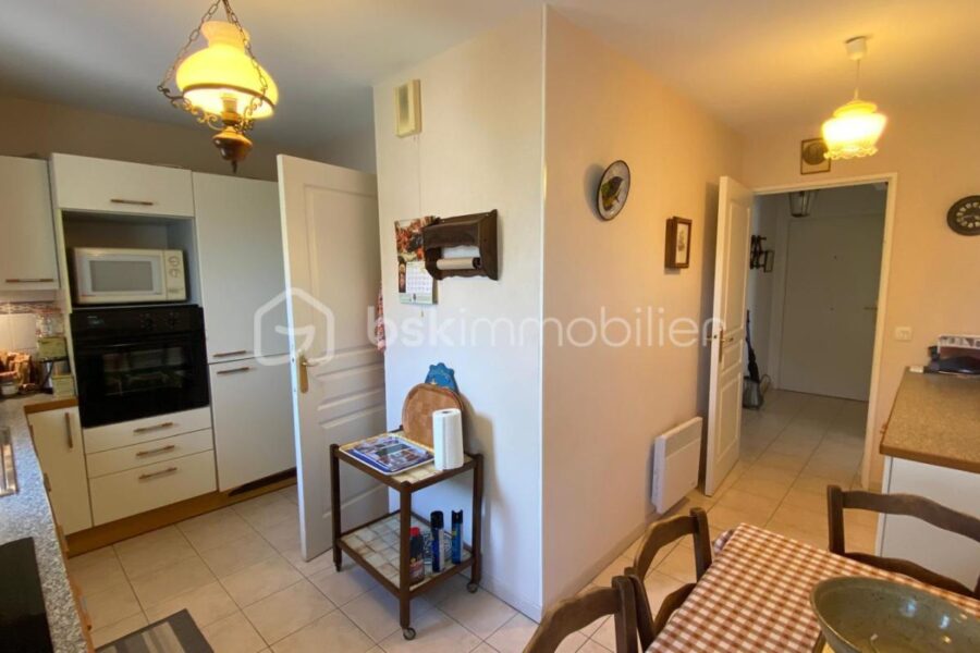 Appartement à vendre à Saint raphael — Vue sur la ville — photo 6