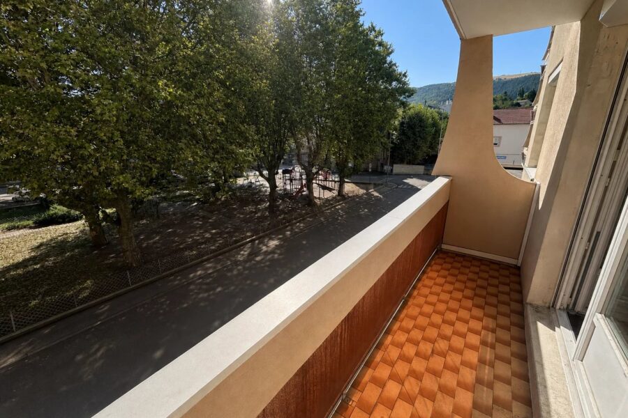 Appartement à vendre à Saint-Étienne — Vue nature — photo 20