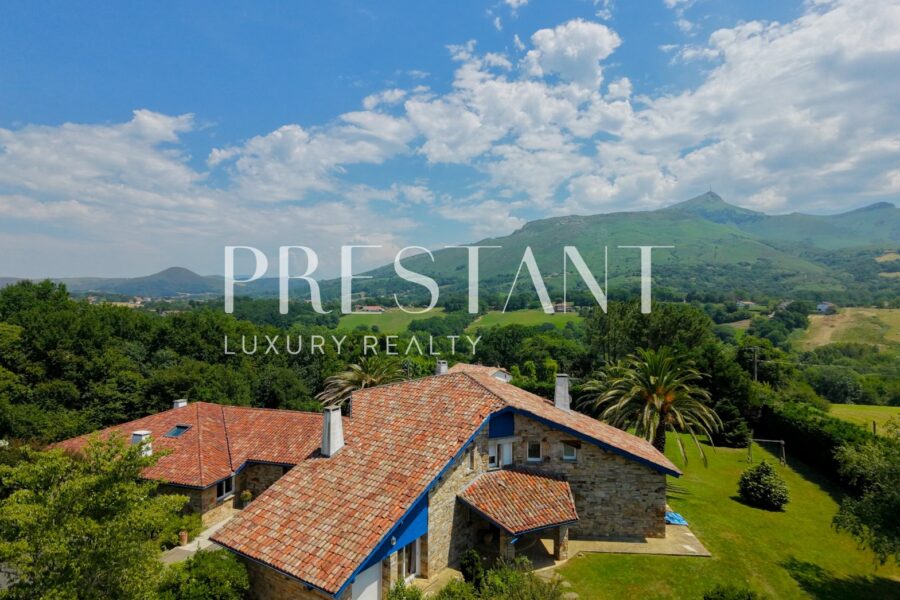 Maison à vendre à Urrugne — Vue montagne — photo 1