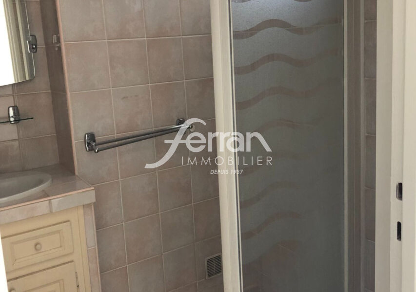Appartement à louer à Draguignan — Vue sur la ville — photo 10