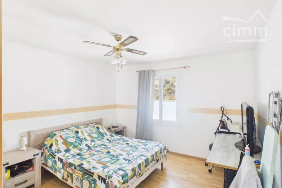 Maison à vendre à Lagorce — Vue montagne — photo 12