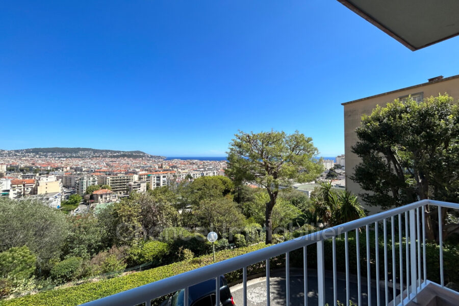 Appartement à louer à Nice — Vue sur la ville — photo 2
