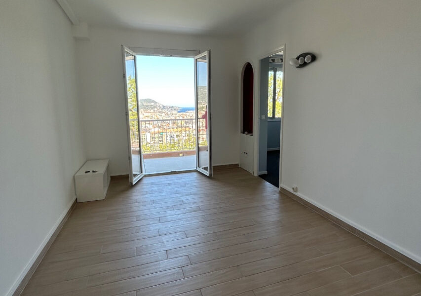 Appartement à louer à Nice — Vue sur la ville — photo 5
