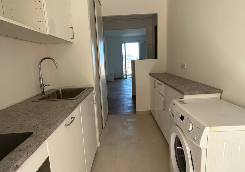 Appartement à louer à Nice — Vue sur la ville — photo 7