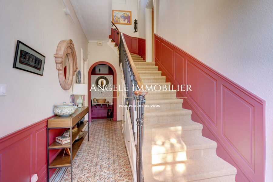 Maison à vendre à Écully — Vue parc & jardin — photo 5