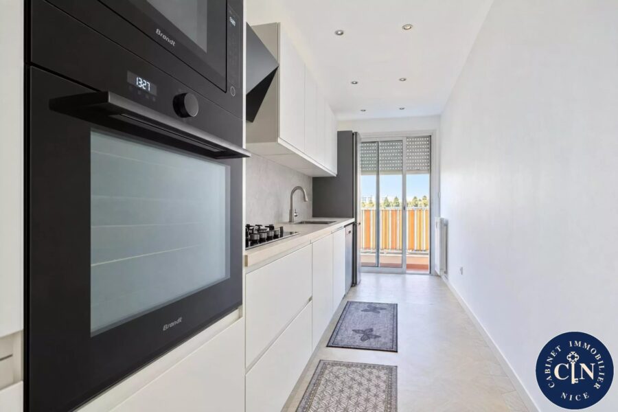 Appartement à vendre à Nice — Vue sur la ville — photo 5