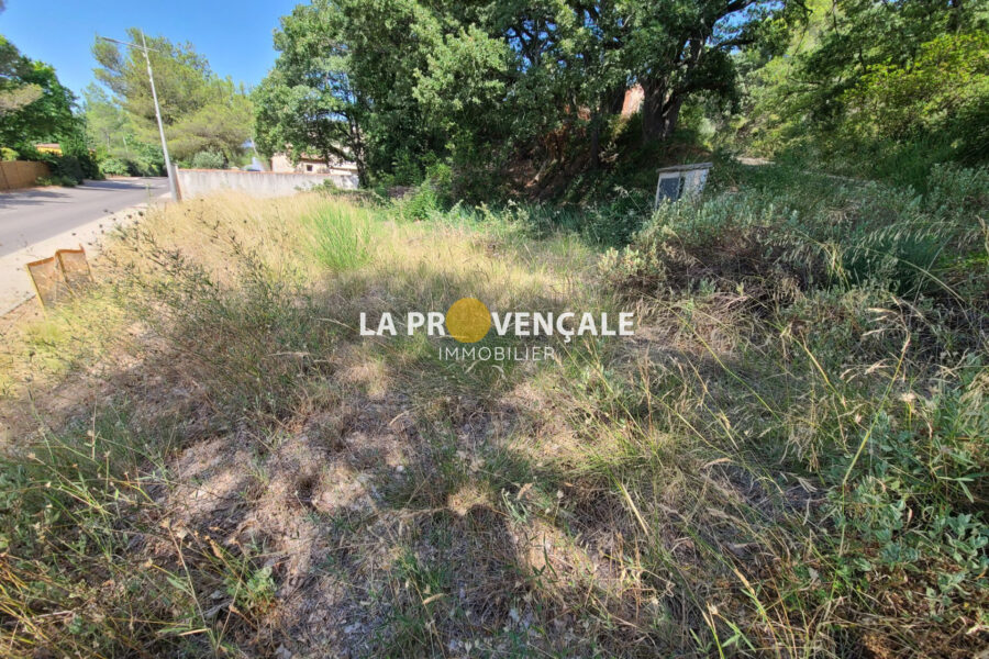 Terrain à vendre à Puyloubier — Vue dégagée — photo 11
