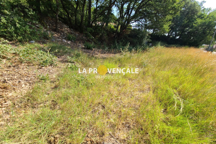 Terrain à vendre à Puyloubier — Vue dégagée — photo 8