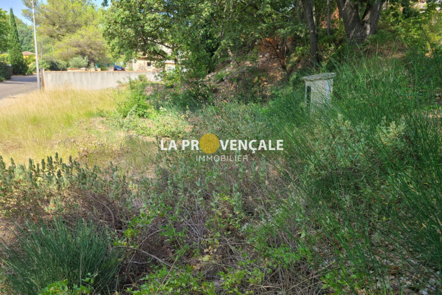 Terrain à vendre à Puyloubier — Vue dégagée — photo 15